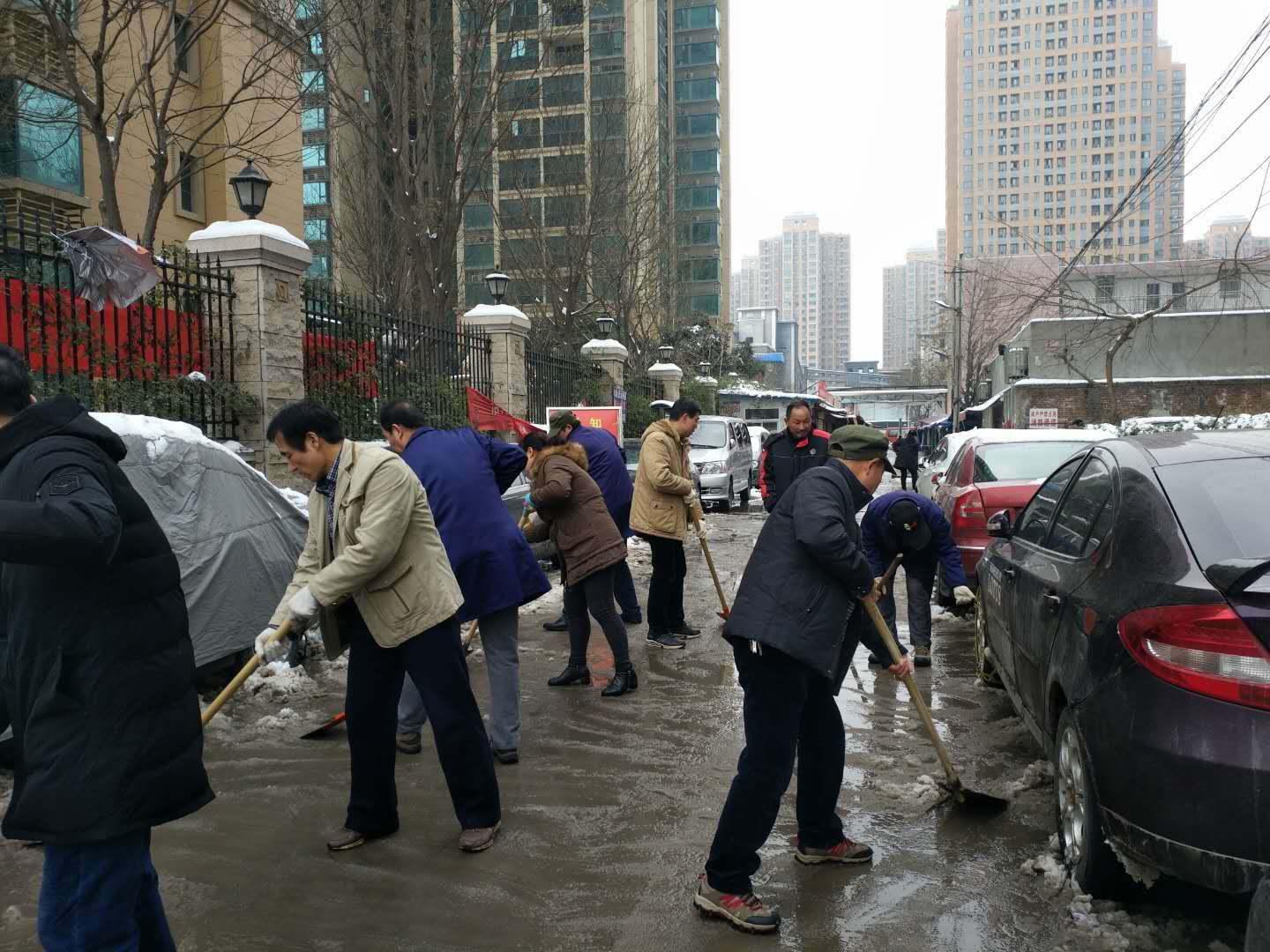 “以雪為令，御雪奮戰(zhàn)” 西安工業(yè)投資集團(tuán)再行動(dòng)